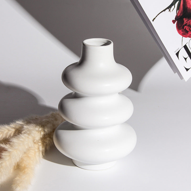 Nordic Heterosexual Circle Ceramic Vase