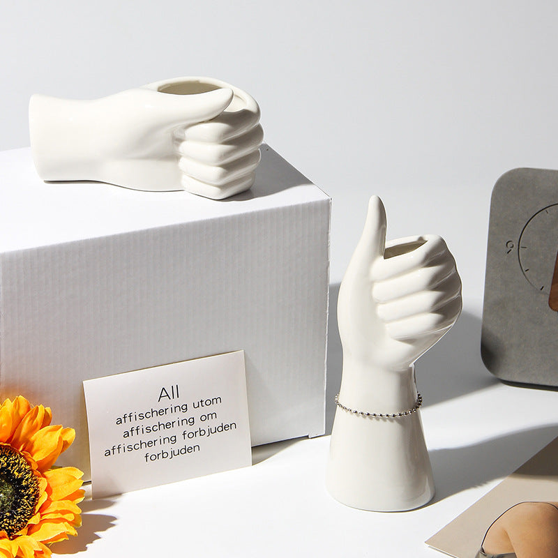Human Crafts Ceramic Vase